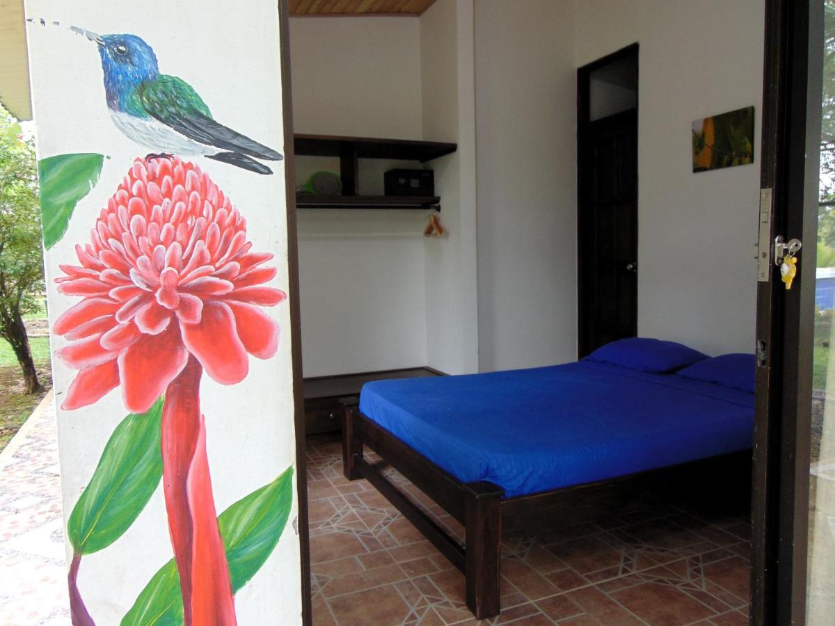 Hostal Suna Vito Puerto Asís Esterno foto