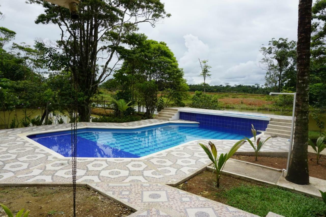 Hostal Suna Vito Puerto Asís Esterno foto