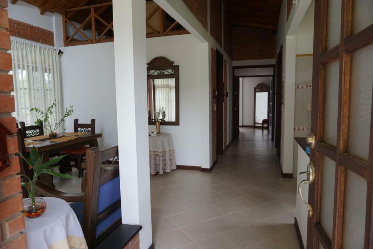 Hostal Suna Vito Puerto Asís Esterno foto