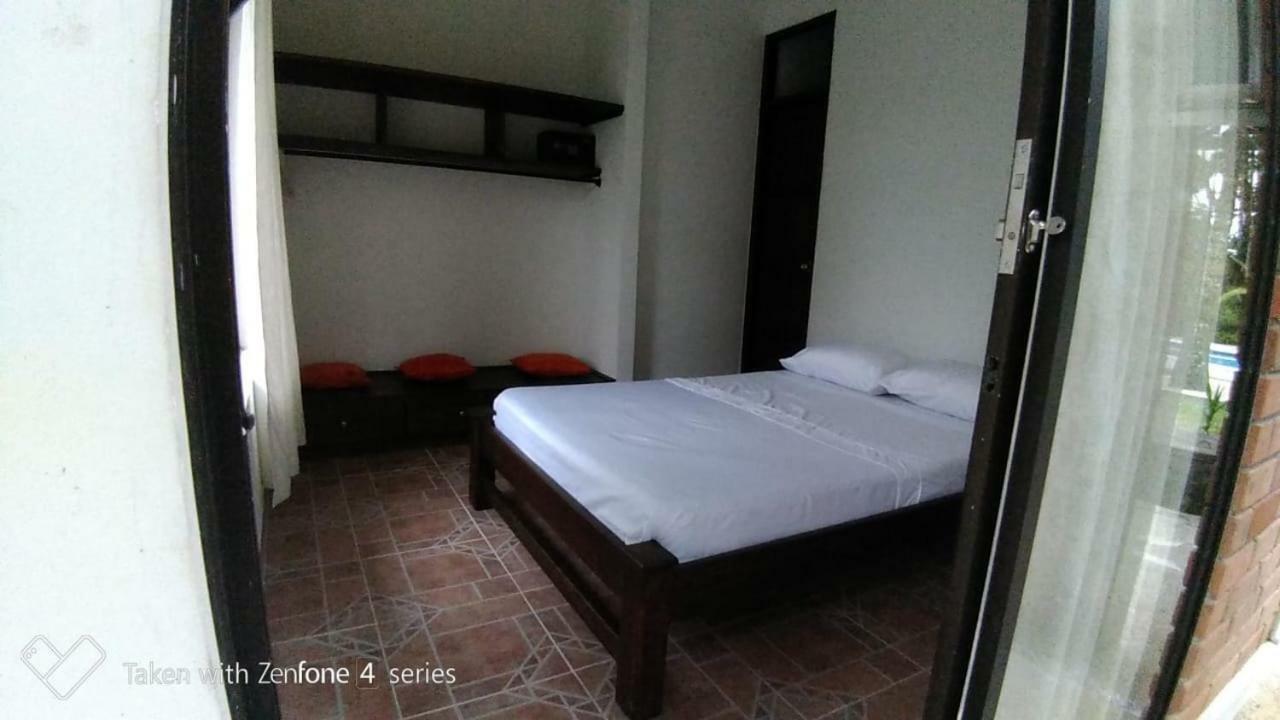 Hostal Suna Vito Puerto Asís Esterno foto